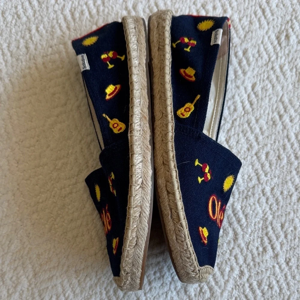 NWOT Soludos Espadrille Armada Blue Spain  with Colorful Embroidery Sz 8-8.5